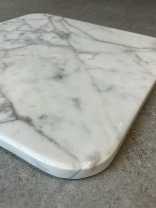 Neva Rectangular Marble Cutting Board - Image 3